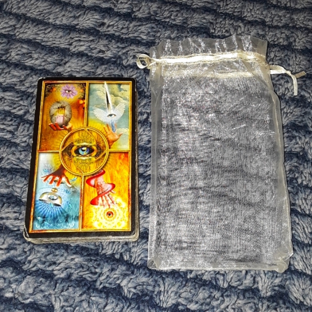💥Firm Price💥The Cosmic Tribe (Tarot deck only; USED condition!) Use for Crafts